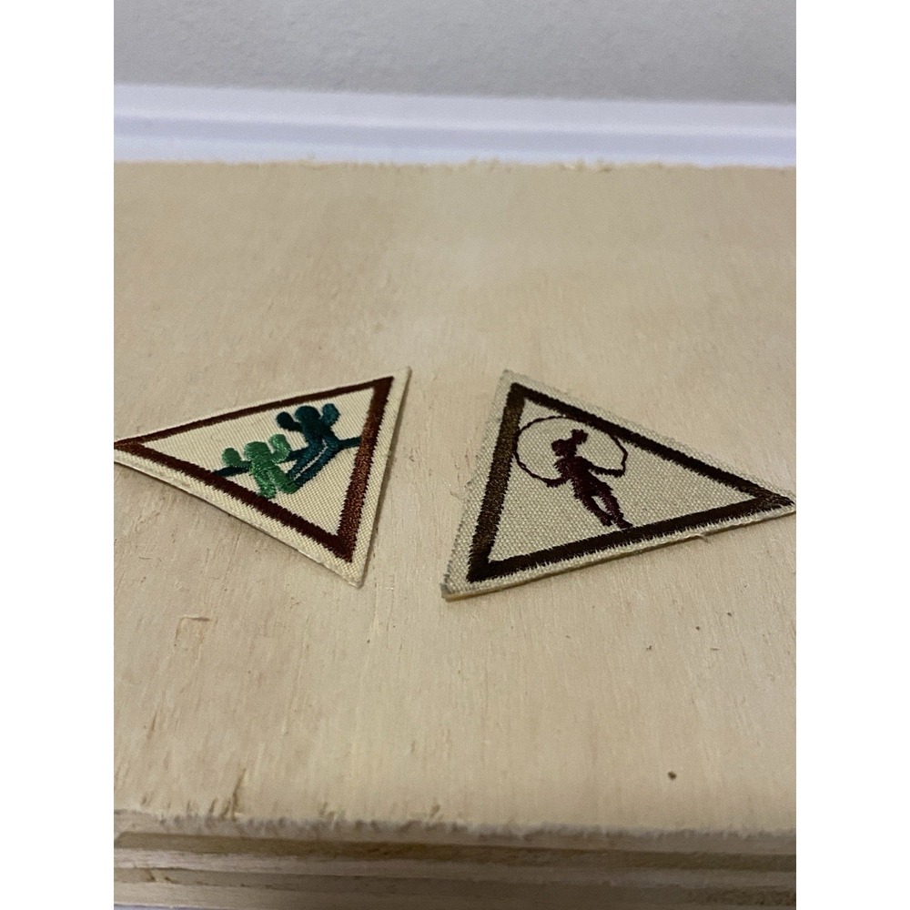 Brownie Girl Scout Patches Vintage (2 Total) Me And My Shadow/ Girl sports